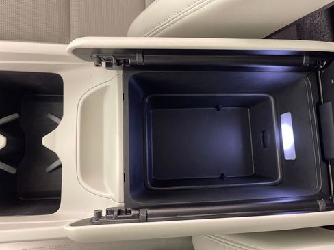 Certified 2025 Hyundai Santa Fe Limited image 25