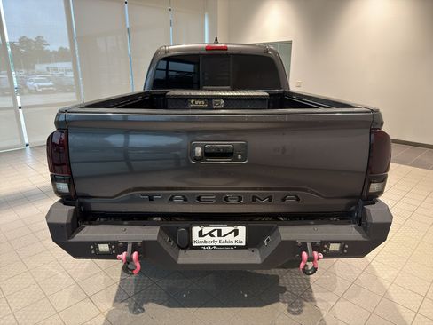 Used 2021 Toyota Tacoma SR w/ SX Package RWD image 4