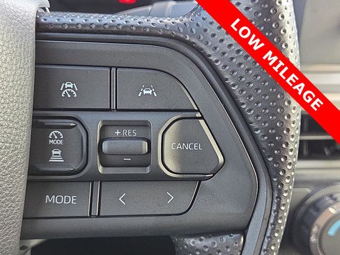 Used 2025 Toyota Tacoma SR5 image 22