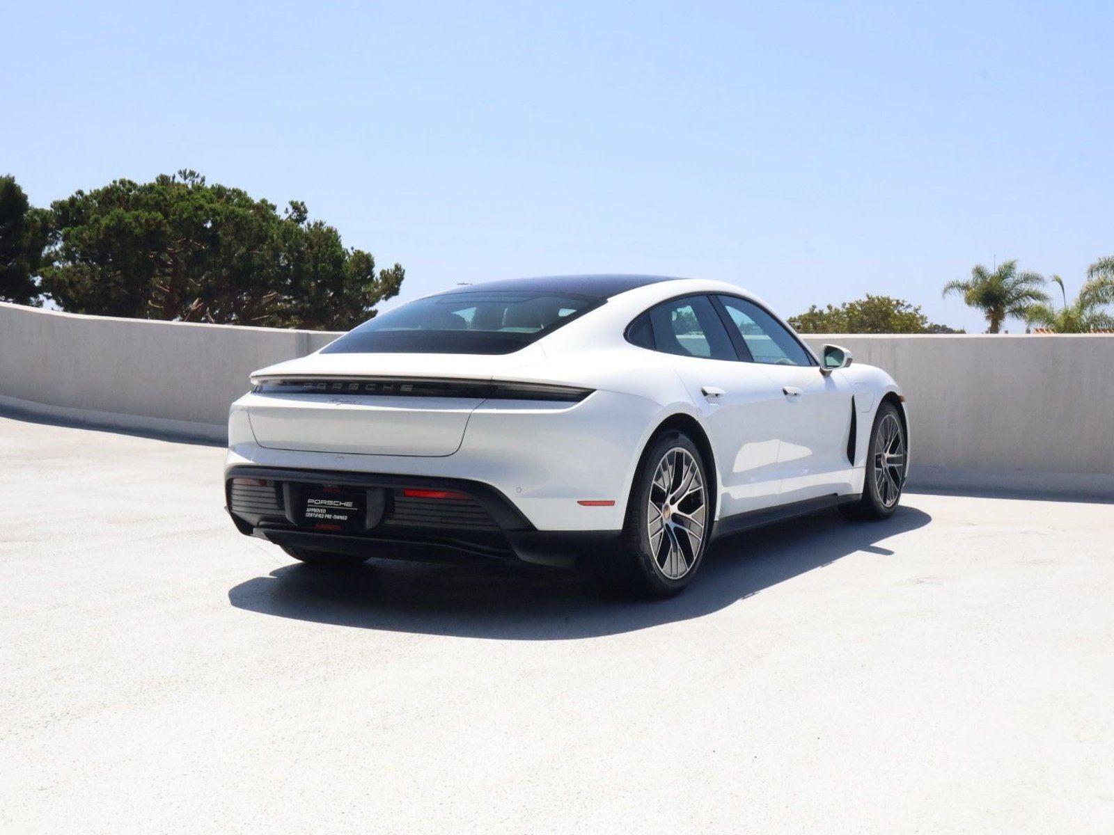 Certified 2024 Porsche Taycan RWD image 9