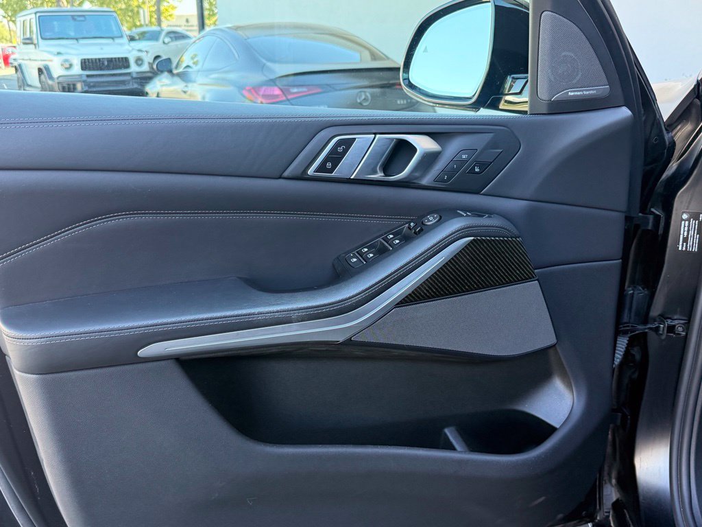 Used 2022 BMW X5 xDrive40i AWD/4WD image 18