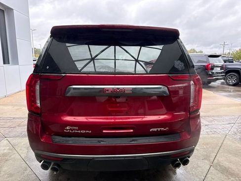 Used 2024 GMC Yukon AT4 w/ Technology Package image 4