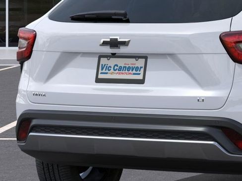 New 2026 Chevrolet Trax LT image 14