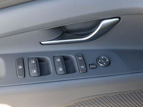 New 2026 Hyundai Elantra Hybrid FWD image 21