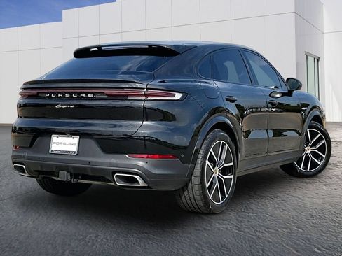 Certified 2024 Porsche Cayenne Coupe AWD/4WD image 7
