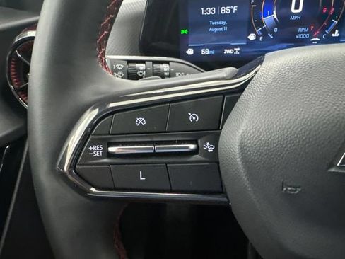 Used 2025 Chevrolet Equinox RS w/ Safety and Technology Package AWD/4WD image 12