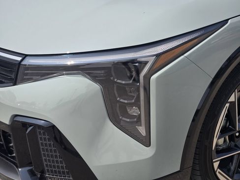 Certified 2025 Kia K4 GT-Line w/ GT-Line Premium Package FWD image 15