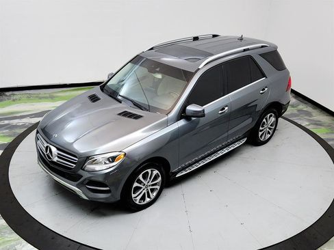 Used 2018 Mercedes-Benz GLE 350 image 34
