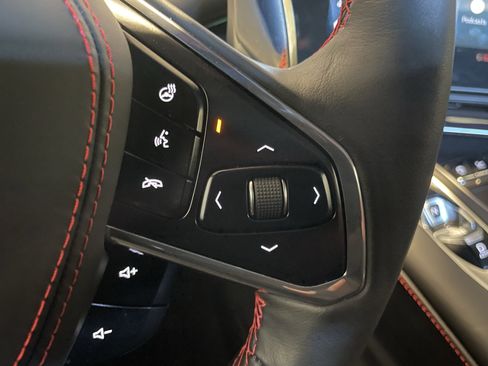 Used 2024 Chevrolet Corvette Stingray Premium Conv w/ Stealth Interior Trim Package image 21