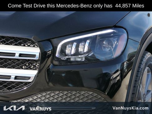 Used 2023 Mercedes-Benz GLS 450 4MATIC image 9