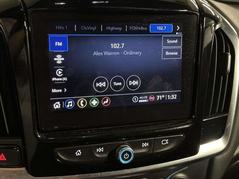 Used 2023 Chevrolet Traverse LT AWD/4WD image 24