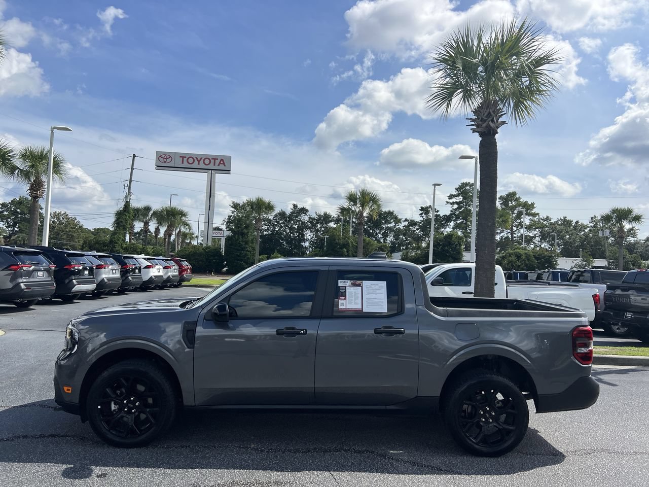 Used 2025 Ford Maverick XLT w/ XLT Luxury Package AWD/4WD image 7