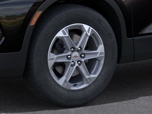 New 2026 Chevrolet Blazer LT w/ Convenience Package FWD image 9