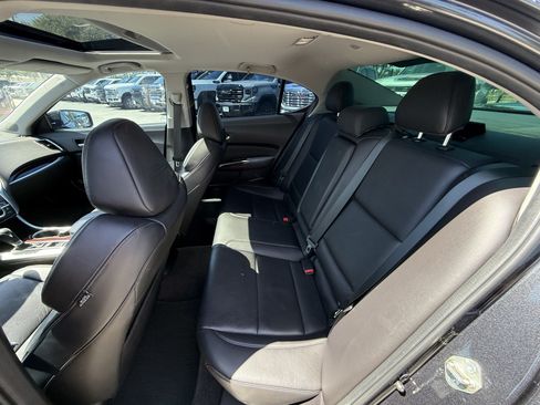 Used 2015 Acura TLX w/ Technology Package FWD image 31
