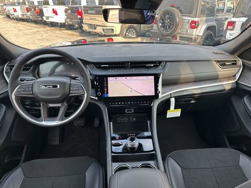 New 2026 Jeep Grand Cherokee Altitude AWD/4WD image 13
