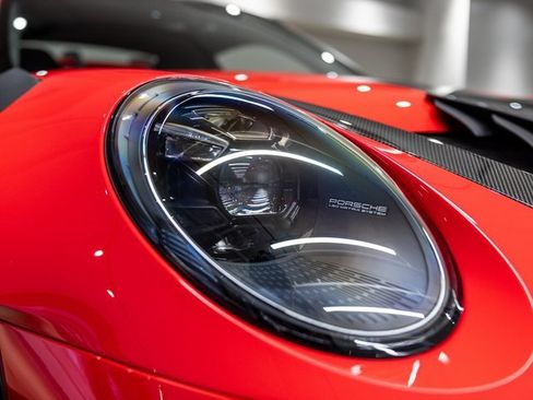 Used 2025 Porsche 911 GT3 RS image 13