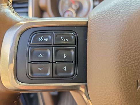 Used 2022 RAM 3500 Limited AWD/4WD image 17