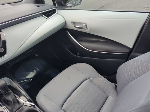 Used 2025 Toyota Corolla SE FWD image 15