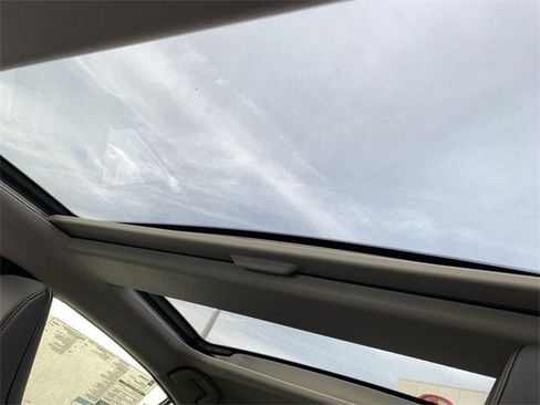 New 2025 Toyota Prius Plug-In Hybrid image 30