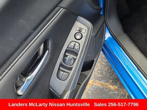 Used 2025 Nissan Sentra SV FWD image 21