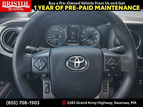 Used 2019 Toyota Tacoma TRD Sport AWD/4WD image 24