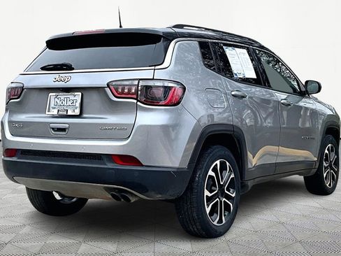 Used 2022 Jeep Compass Limited image 2