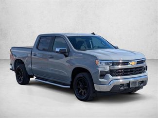 Used 2024 Chevrolet Silverado 1500 LT video 3