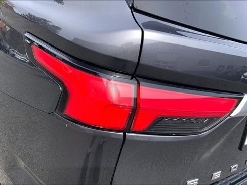 Used 2024 Toyota Sequoia Capstone AWD/4WD image 30