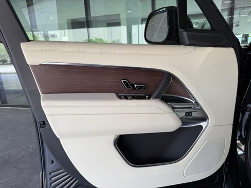 New 2026 Land Rover Range Rover SE AWD/4WD image 20