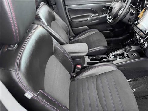 Used 2024 Mitsubishi Outlander Sport AWD image 19