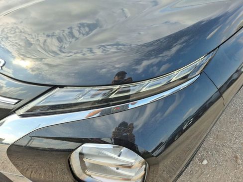 New 2026 Mitsubishi Outlander SE FWD image 10