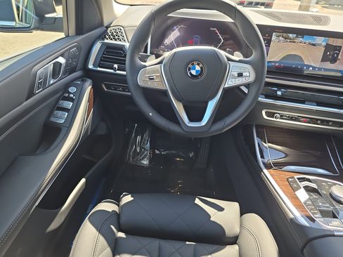 New 2026 BMW X7 xDrive40i image 14
