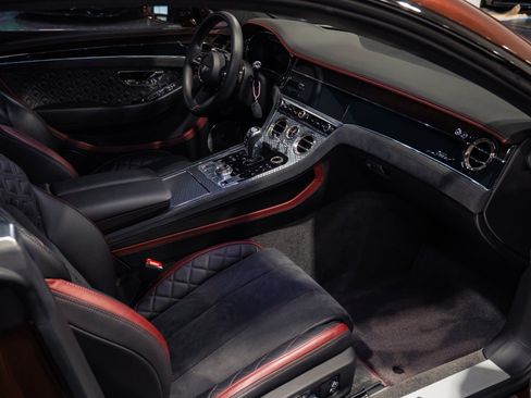 Used 2022 Bentley Continental GT Speed AWD/4WD image 3