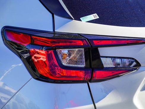 Certified 2024 Subaru Crosstrek 2.5i Limited w/ Crosstrek Mirror Package image 7