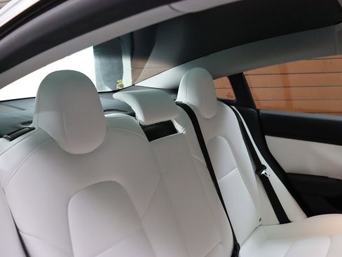 Used 2020 Tesla Model 3 Performance image 64