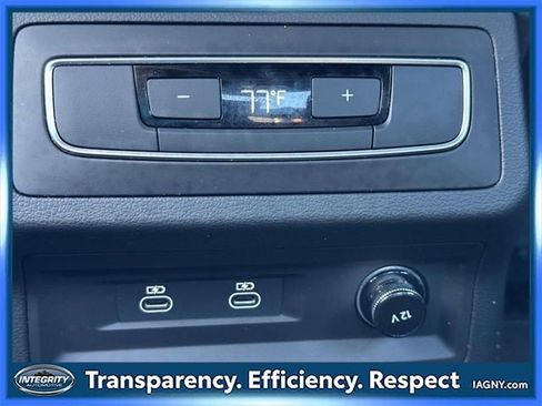 Used 2024 Audi A6 Premium Plus image 15