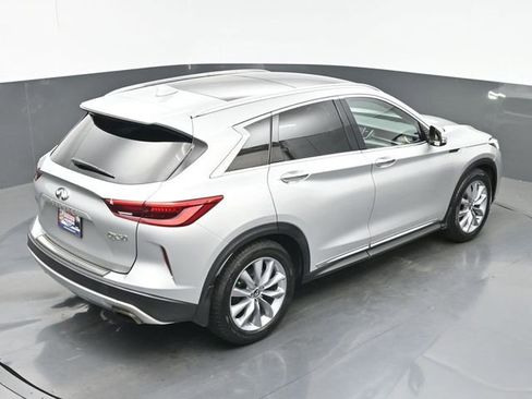 Used 2019 INFINITI QX50 Luxe w/ Navigation Package FWD image 33