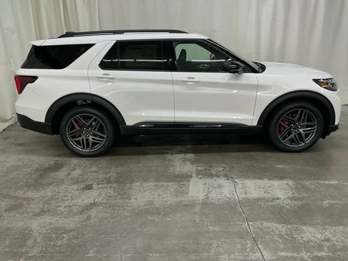 New 2026 Ford Explorer ST AWD/4WD image 2