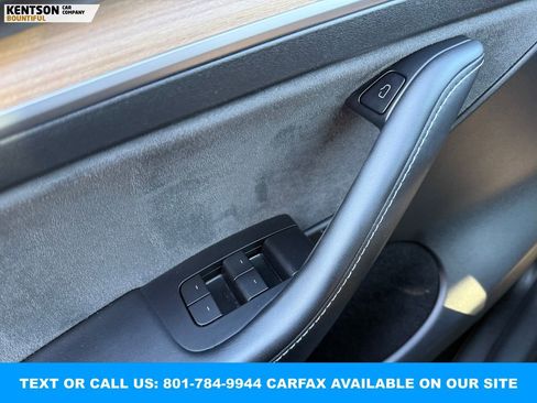 Used 2022 Tesla Model Y Long Range image 19