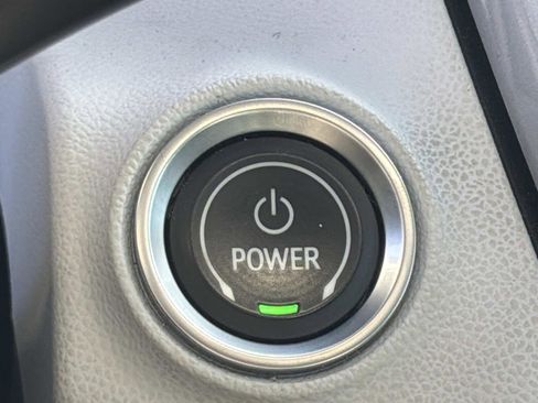 Used 2022 Chevrolet Bolt EUV Premier w/ Sun & Sound Package image 16