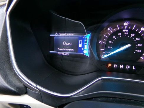 Used 2018 Ford Fusion Energi SE FWD image 26