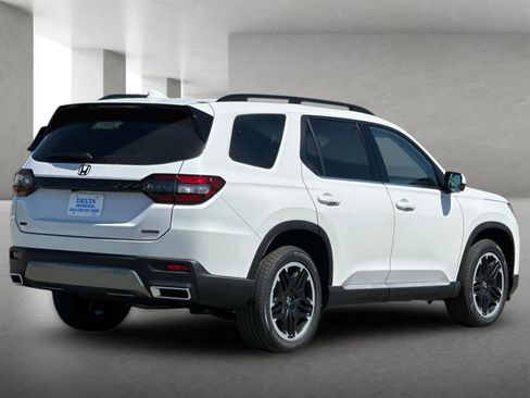 New 2026 Honda Pilot image 4