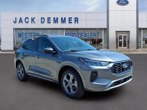 Certified 2024 Ford Escape ST-Line w/ Tech Pack #1 AWD/4WD image 1