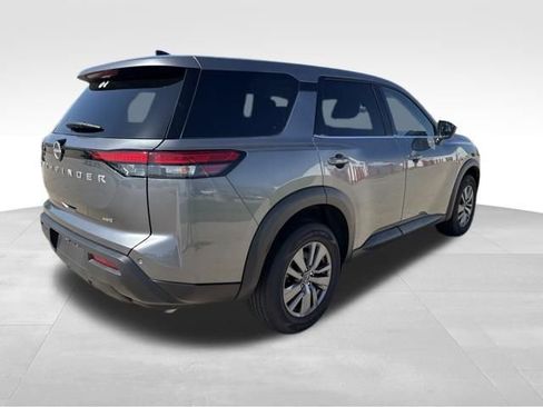 Used 2025 Nissan Pathfinder S AWD/4WD image 6