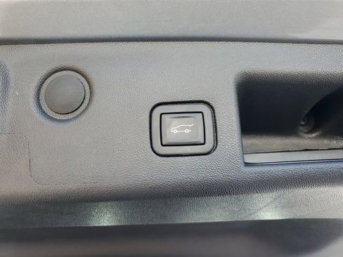 Certified 2023 Chevrolet Equinox LT image 13