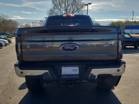 Used 2018 Ford F250 Lariat w/ Lariat Ultimate Package image 6