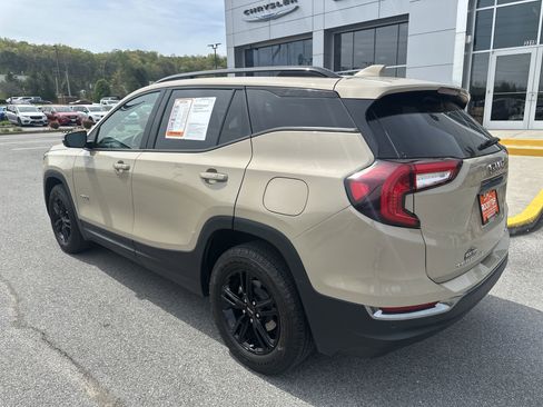 Used 2023 GMC Terrain AT4 w/ Infotainment Package II image 9