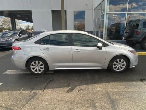 Used 2024 Toyota Corolla LE image 11