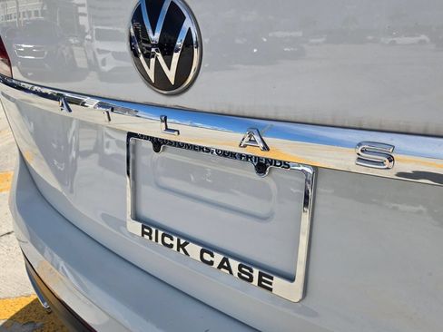 Used 2023 Volkswagen Atlas SE FWD image 14