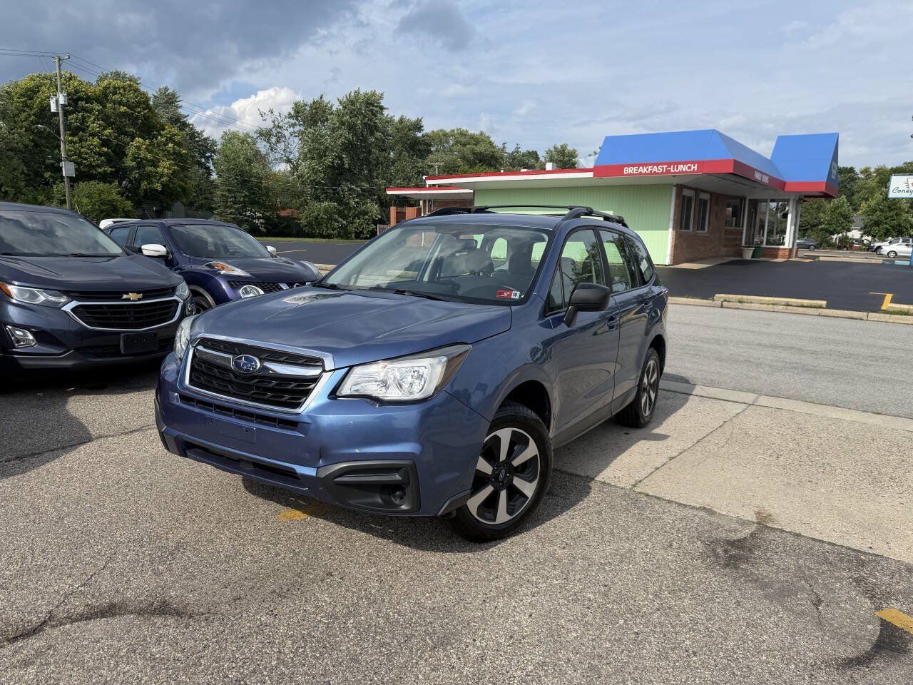 Used 2017 Subaru Forester 2.5i w/ Alloy Wheel Package AWD/4WD image 3